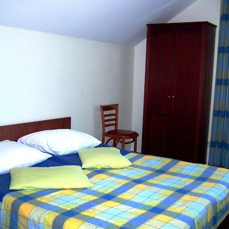 Info Hotel Apartments Palanga Oda fotoğraf